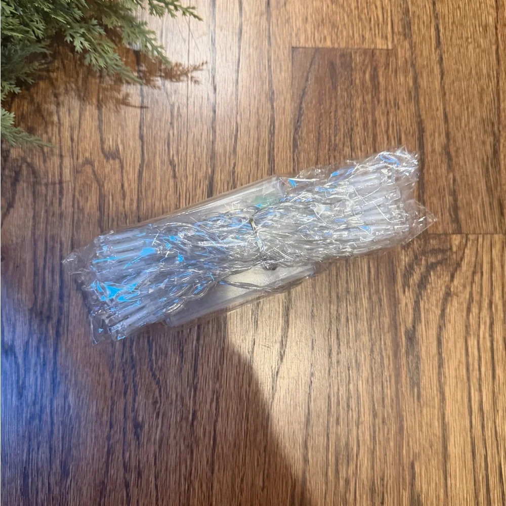 Green Holiday Garland